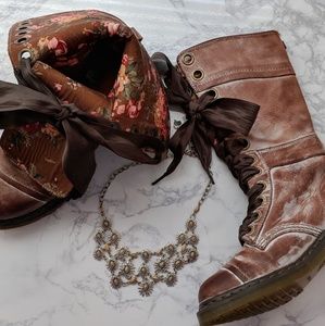 RARE AUTHENTIC Dr. Martens Triumph 1914 Brown